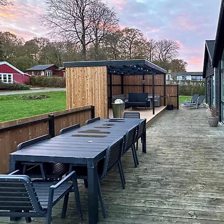 Holiday Home Haderslev With Hot Tub Vii Feriehus *